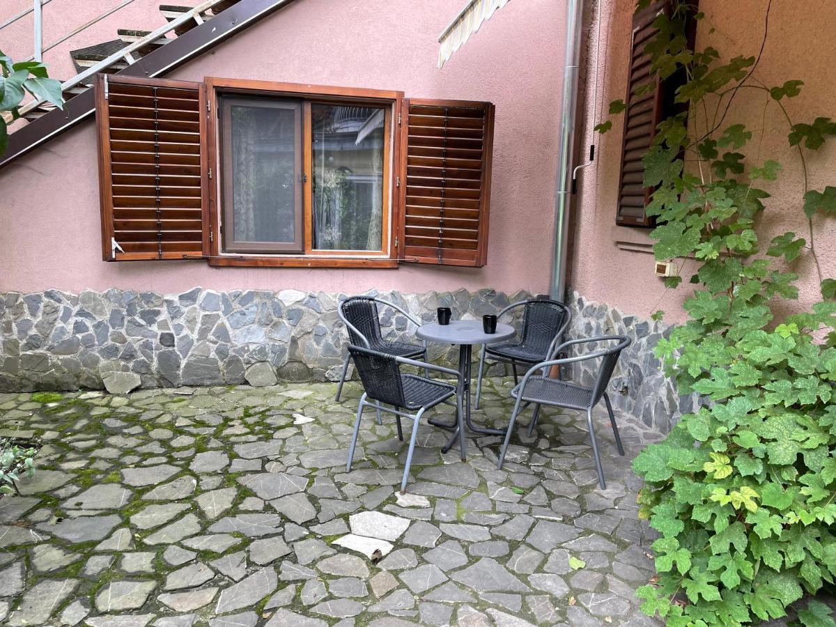 Maan Central Apartment Pet Friendly Location 브라쇼브 외부 사진