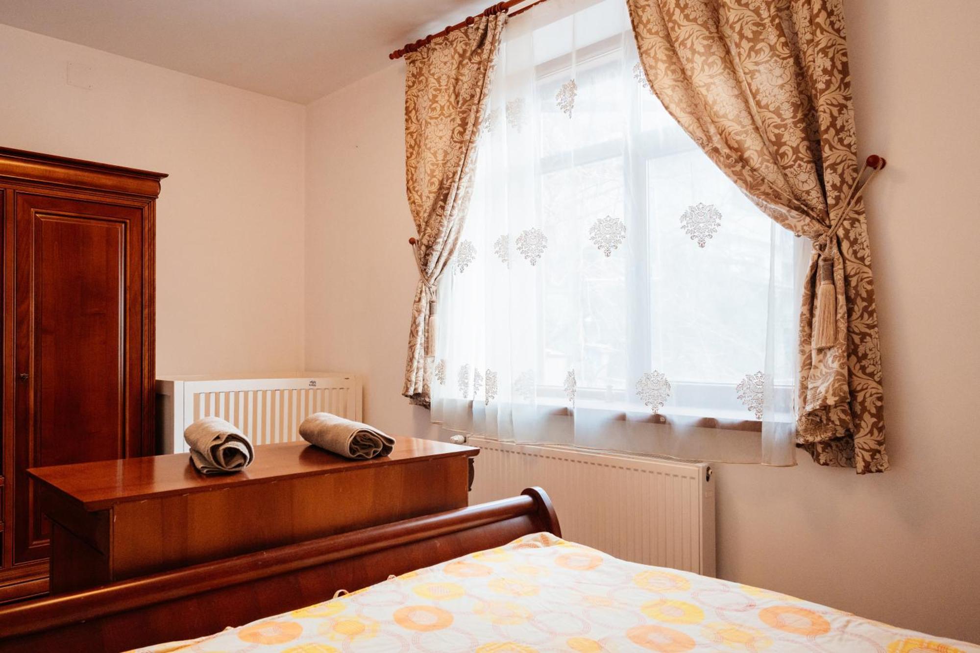 Maan Central Apartment Pet Friendly Location 브라쇼브 외부 사진